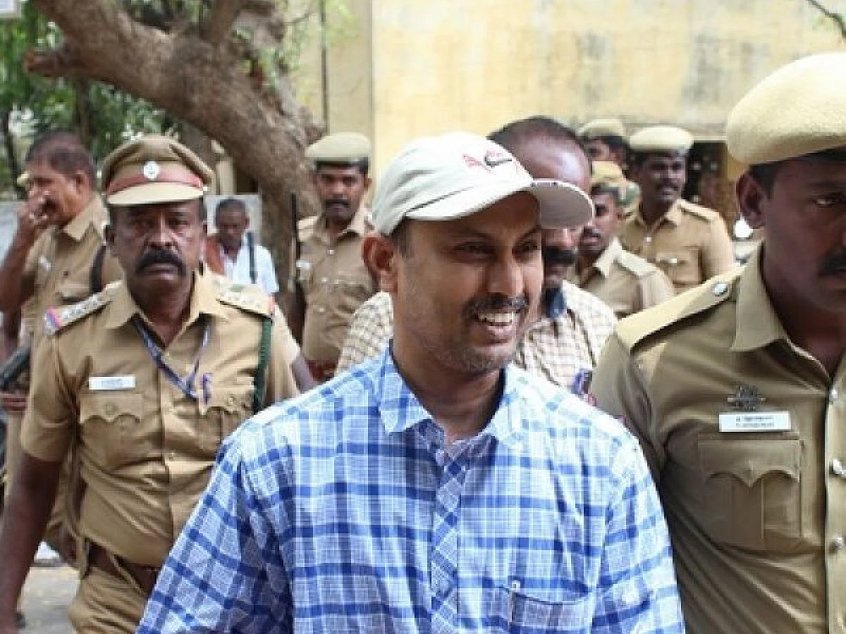 `இது ஏற்க முடியாத காரணம்!' - பரோல் வழக்கில் ரவிச்சந்திரன் தரப்பு வாதம்