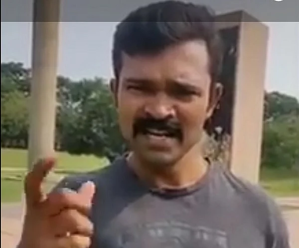 அவதூறு டிக்டாக் பதிவு செய்த நபர்.