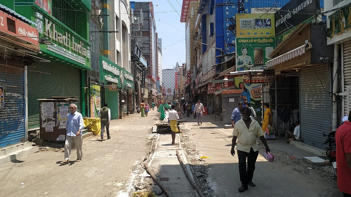 வெறிச்சோடிய சென்னை