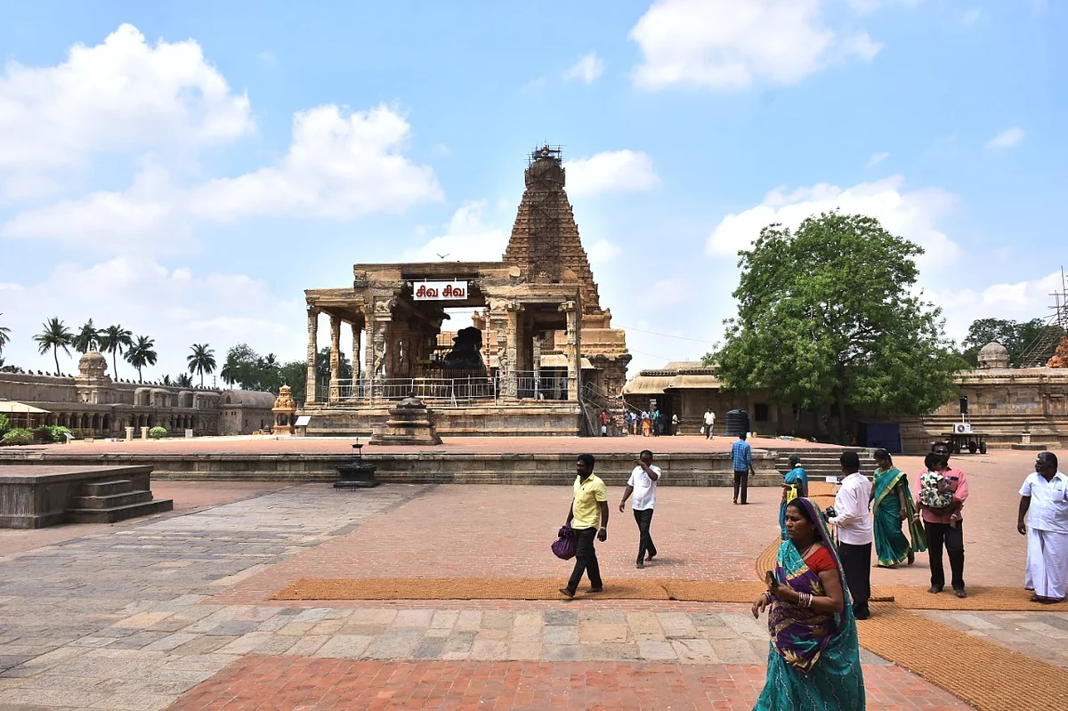 தஞ்சாவூர் பெரியகோயில்