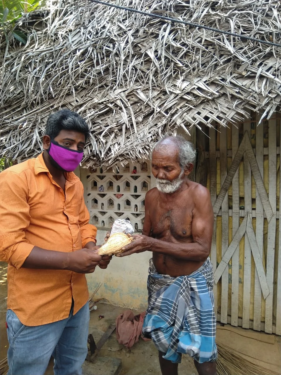 பணியில் இளைஞர்