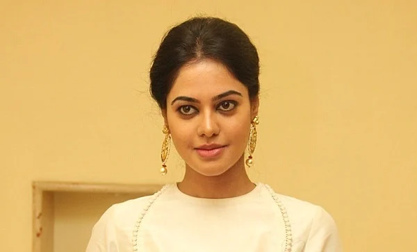 பிந்து மாதவி