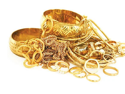 தங்க நகைக்கடன் வாங்கும் முன் இந்த 8 விஷயங்களைக் கவனிங்க! #GoldLoan