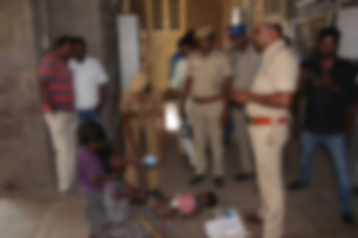 பபிதா மற்றும் அவரின் குழந்தைகள்