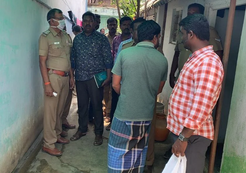 திருப்பூரில் அடையாளம் காட்டும் சேவியர் அருள்