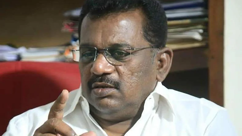 முன்னாள் அமைச்சர் சுரேஷ்ராஜன்