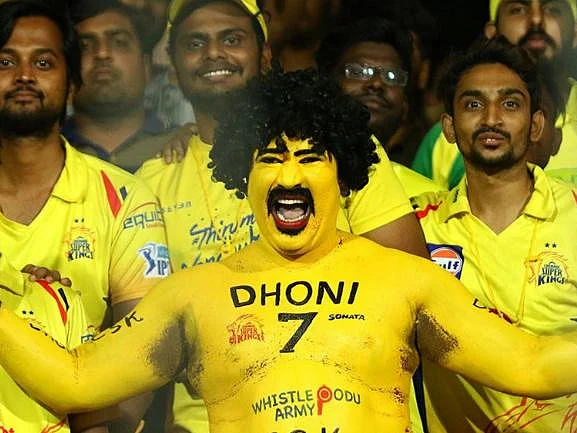தோனி சரவணன் முதல் தோனிக்குப் பிடித்த பாகிஸ்தானி வரை! - வெறித்தன கிரிக்கெட் ரசிகர்கள்