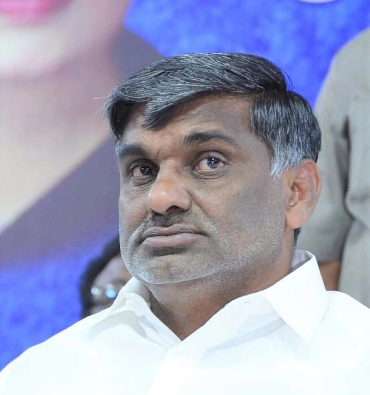அமைச்சர் வீரமணி