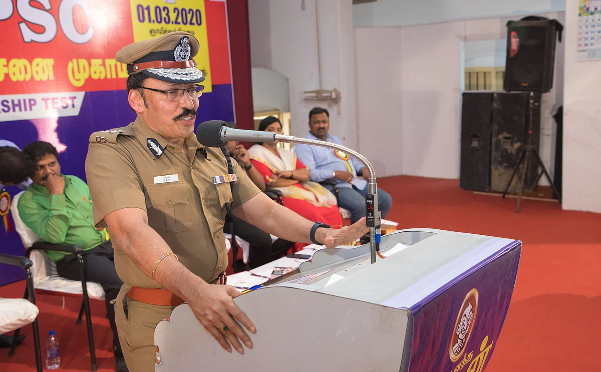 காவல் துறை கூடுதல் இயக்குநர் டாக்டர் எம்.ரவி