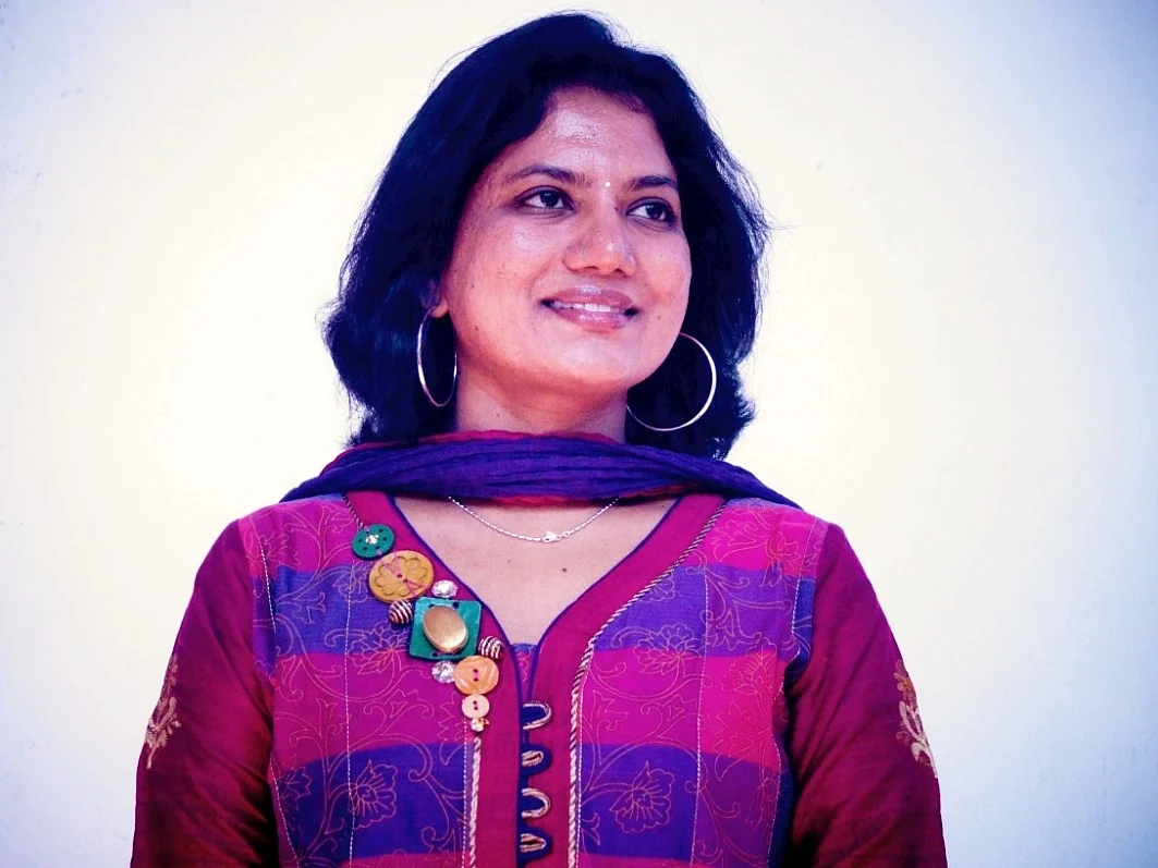 `வீடுகளுக்கே சென்று குழந்தைகளுக்கு முட்டைகள் வழங்குகிறோம்!' - கவிதா ராமு ஐ.ஏ.எஸ்