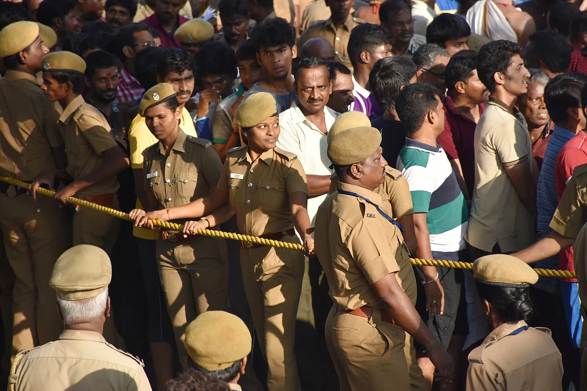 காவலர்கள்