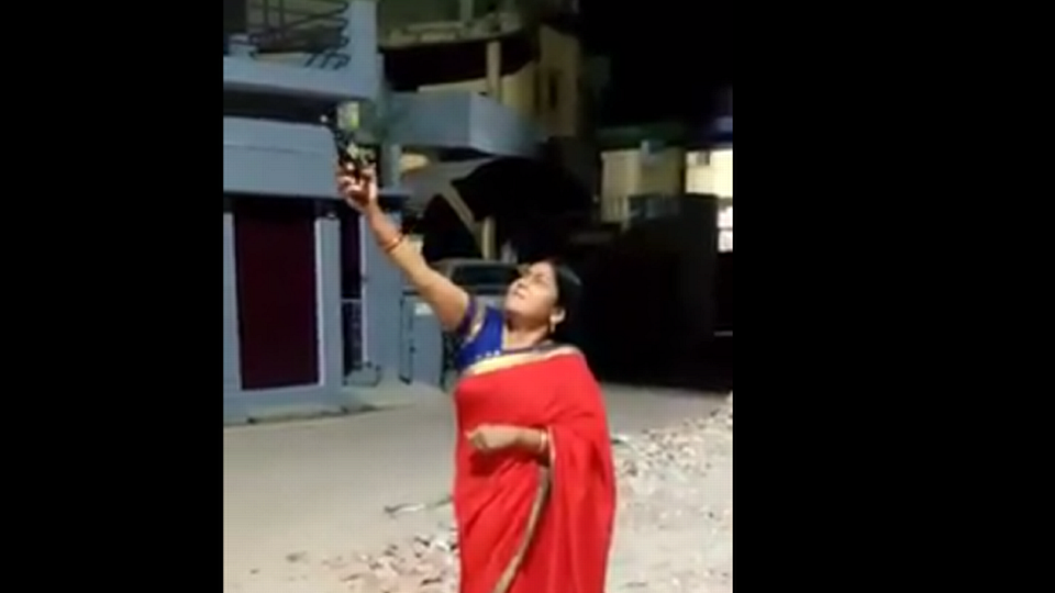 பா.ஜ.க மகளிரணி தலைவி மஞ்சு திவாரி