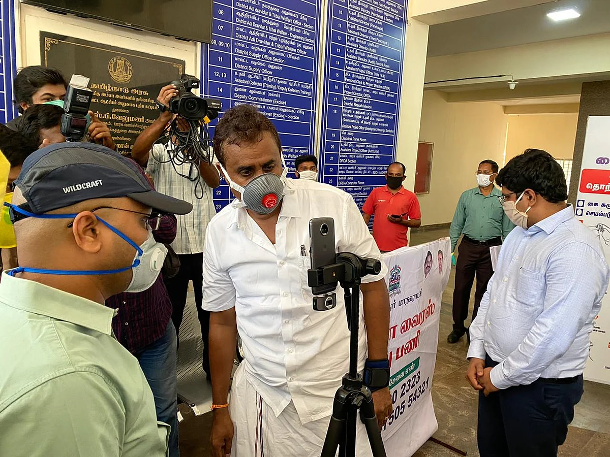 அமைச்சர் வேலுமணி