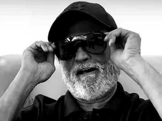 ரஜினி முதல் ரன்பீர் வரை... 1 படத்தில் 12 சூப்பர்ஸ்டார்கள் ! - என்ன சொல்கிறது `ஃபேமிலி' குறும்படம்?