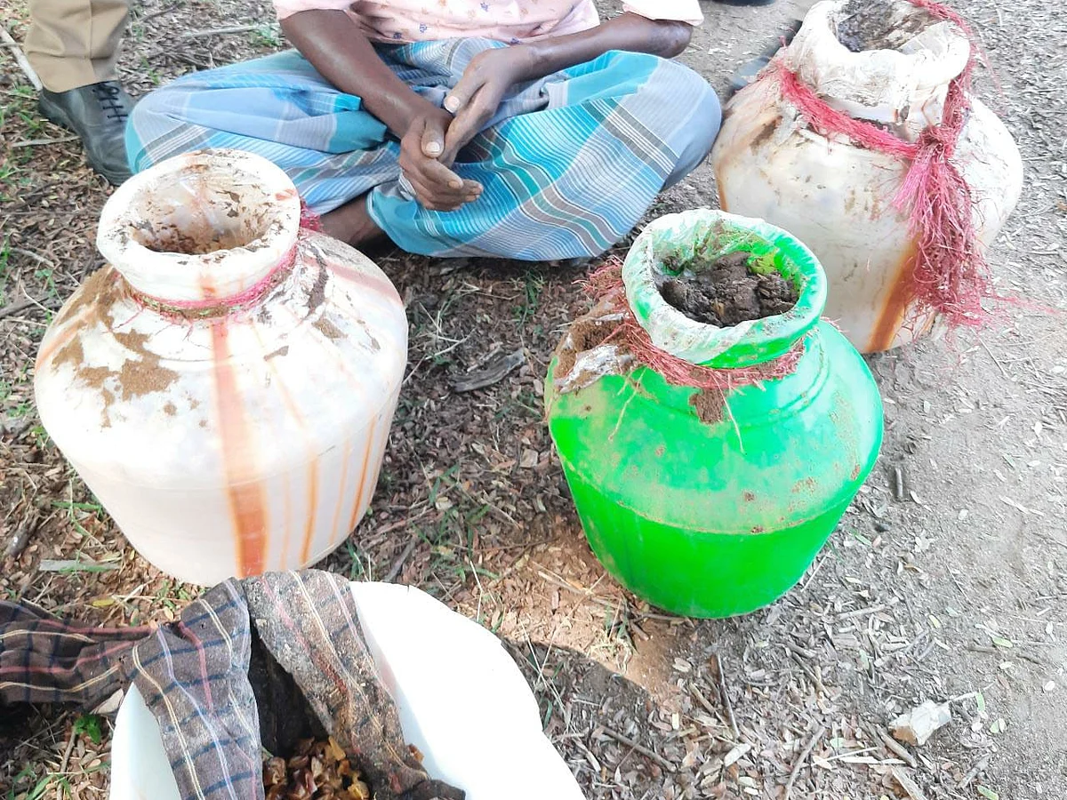 குக்கரில் சரக்கு, யூடியூப் ஃபார்முலா, வீட்டுக்குள் ஊறல்: குடிமகன்களின் புதுப்புது டெக்னிக்குகள்!