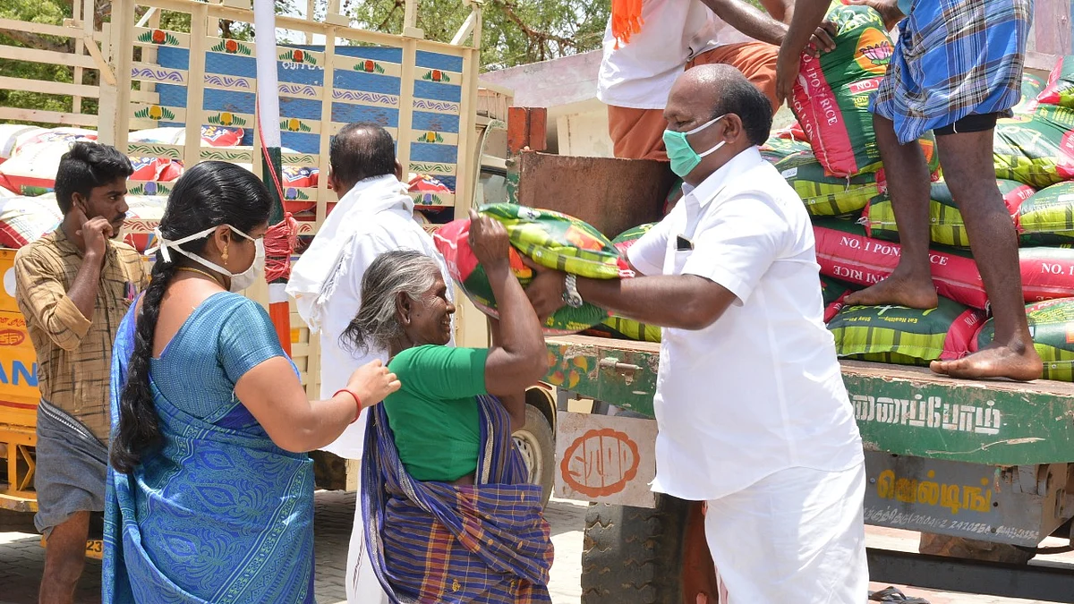 வீடுகளுக்கே சென்ற அரிசி மூட்டை