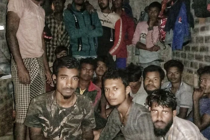 ஜார்க்கண்ட் இளைஞர்கள்.