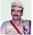 ஜெயில்... மதில்... திகில்! - 15 - தொலைந்தது தோட்டாக்கள் மட்டுமல்ல... தூக்கமும்தான்!