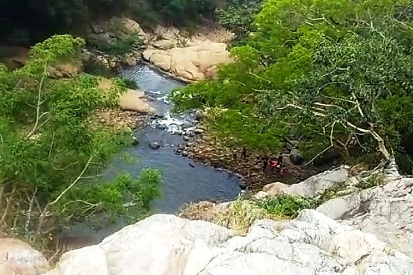 water falls