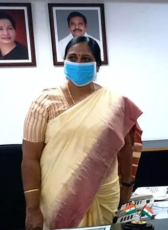 மாவட்ட ஆட்சியர் விஜயலட்சுமி.