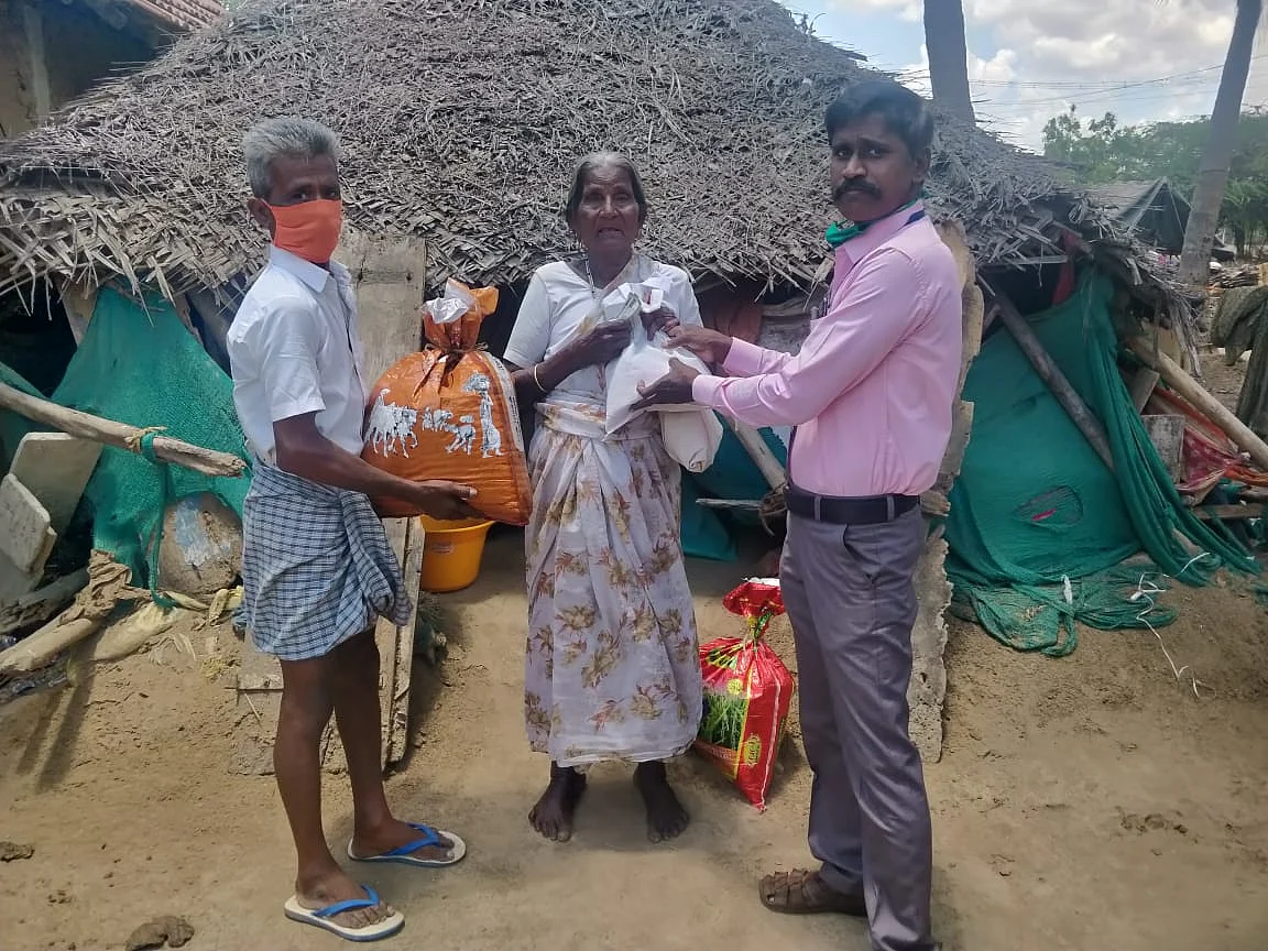 கொரோனா உதவி