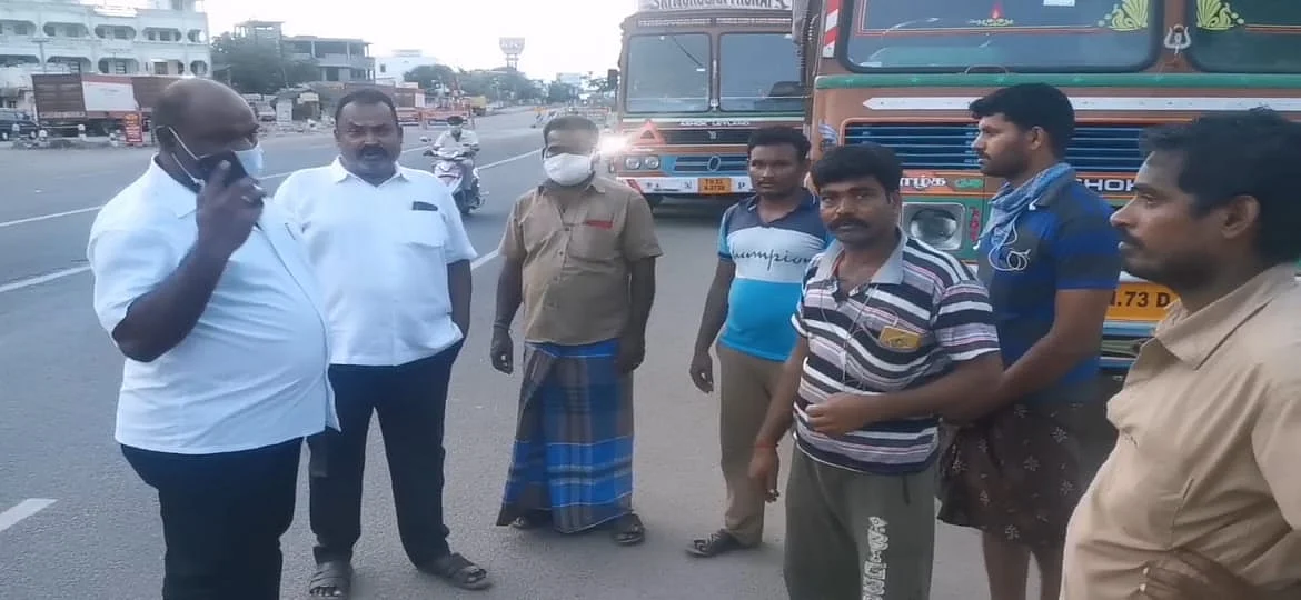 லாரி ஓட்டுநர்கள்