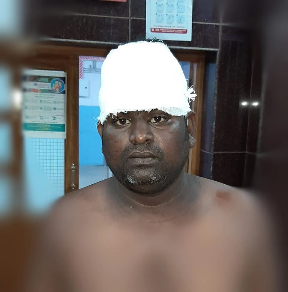 ஆம்புலன்ஸ் டிரைவர்