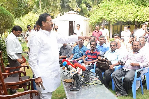 நடராசன்