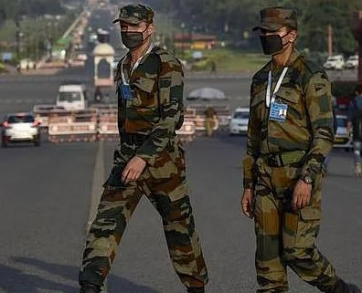 ராணுவ வீரர்கள்