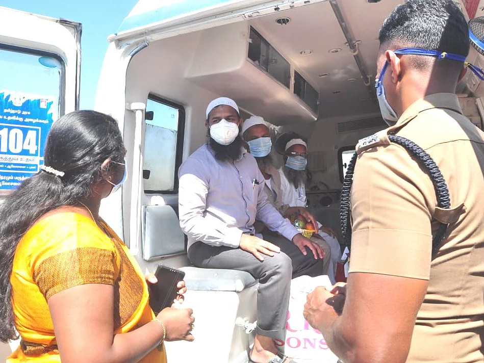 `ஒரே நாளில் வீடு திரும்பிய 20 பேர்!’ - ராணிப்பேட்டை, திருப்பத்தூர் மாவட்ட #corona அப்டேட்