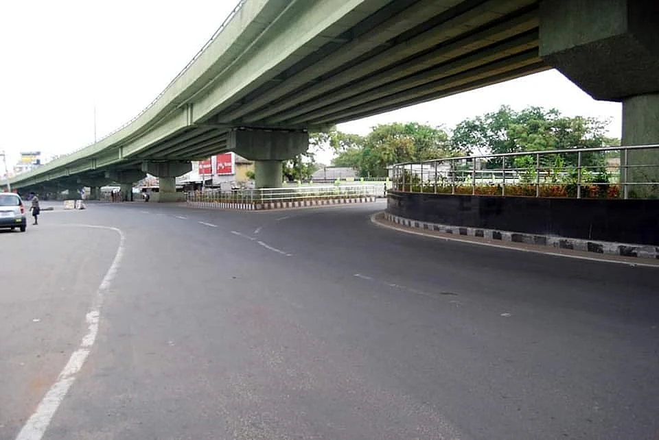 திருப்பூர் பழைய பேருந்து நிலையம் அருகே