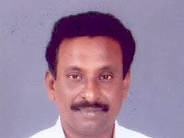 `கொரோனா நிவாரணப் பொருள்களைக் கொடு..!' - தி.மு.க ஒ.செ மிரட்டலால் ஆடியோவை ரிலீஸ் செய்த அரசு அதிகாரி