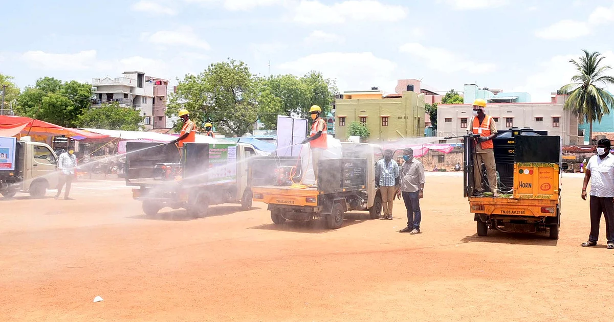 பரமக்குடி நகராட்சியில் கொரோனா தடுப்புப் பணி