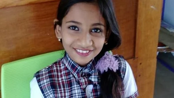 காவல்துறை ஆய்வாளரின் மகள் அப்ரீன் ரைடா