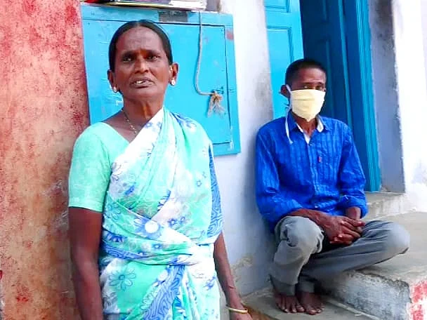 `வேறு வழிதெரியவில்லை!’- 16 வருடங்களுக்குப் பிறகு #Lockdown-ல் வீடுதிரும்பிய சாத்தூர் இளைஞர்