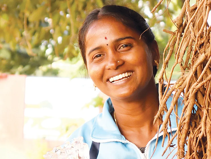 பெண்கள் அவசியம் சிலம்பம் கத்துக்கணும்! - சிலம்பம் சூர்யா