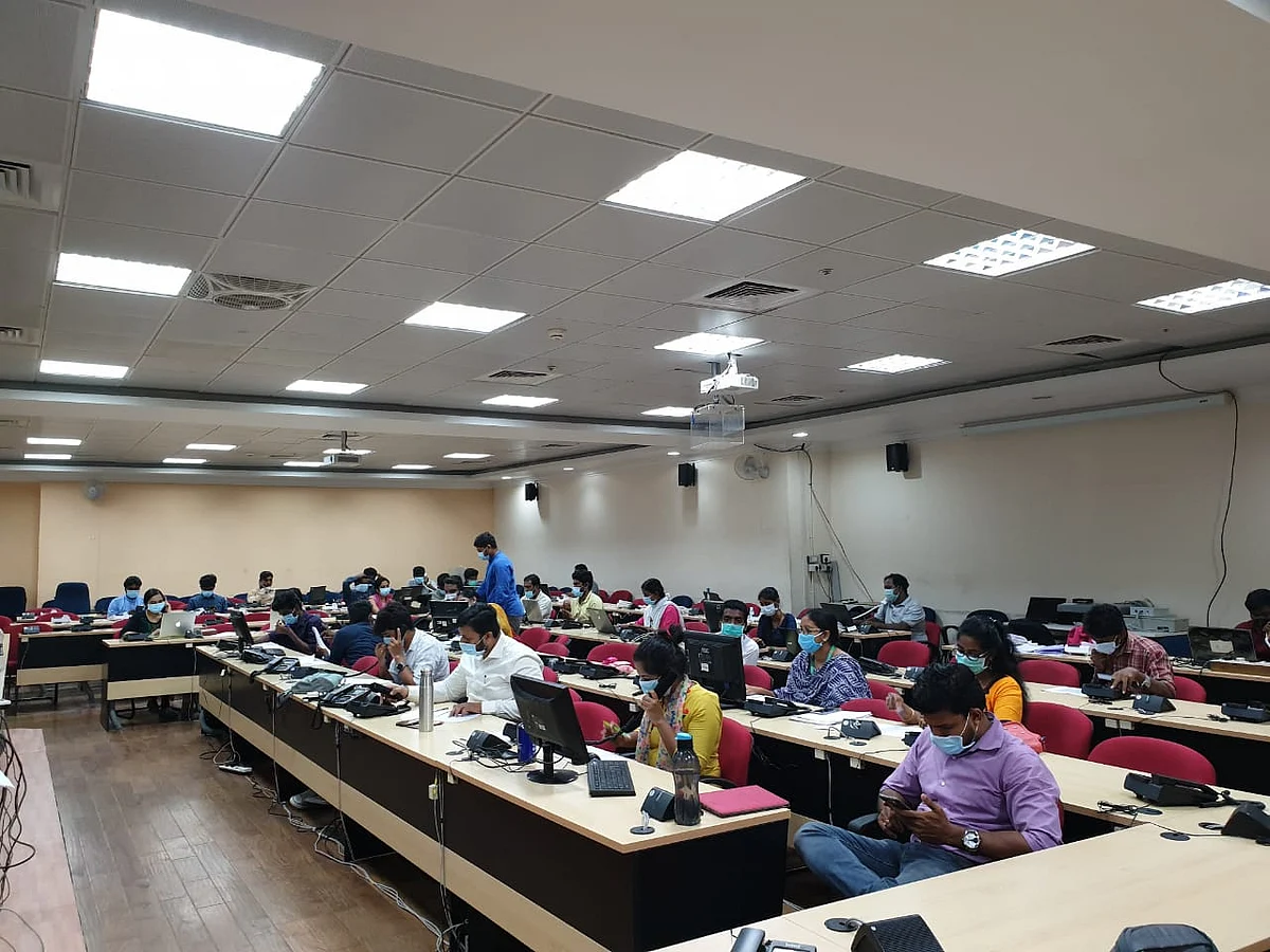 Covid-19 கவுன்சலிங் மையம்