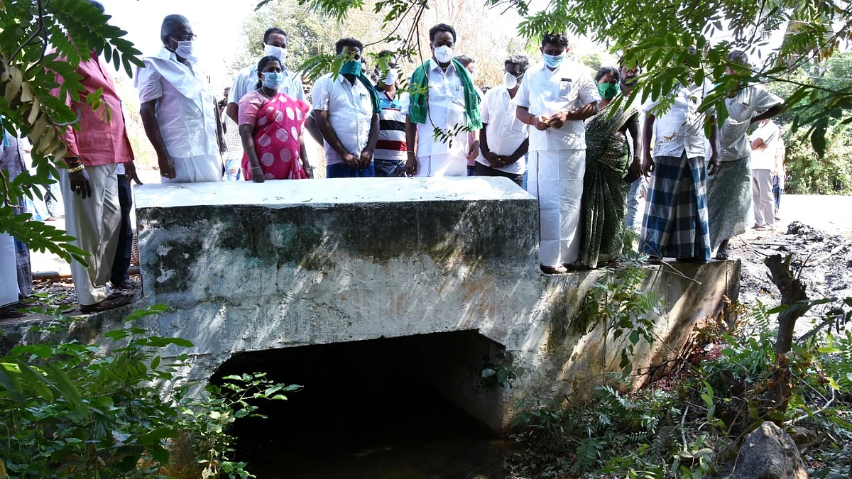 பாப்புலர் முதலியார் வாய்க்காலில் எம்.ஆர்.விஜயபாஸ்கர்
