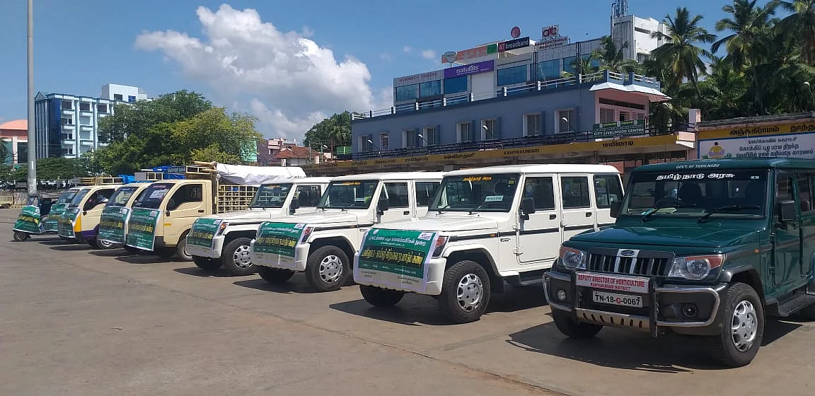 காய்கறி விற்கும் வாகனங்கள்