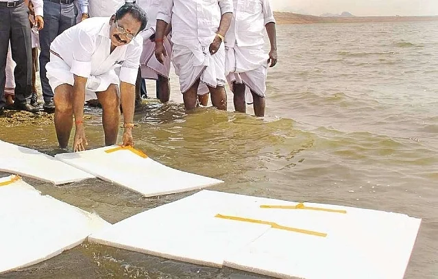 தெர்மாக்கோல் செல்லூர் ராஜு