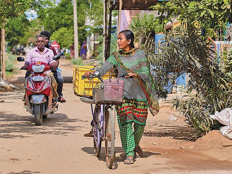 நாம உழைச்சாதான் நமக்குச் சாப்பாடு! - வெங்கடேஸ்வரி