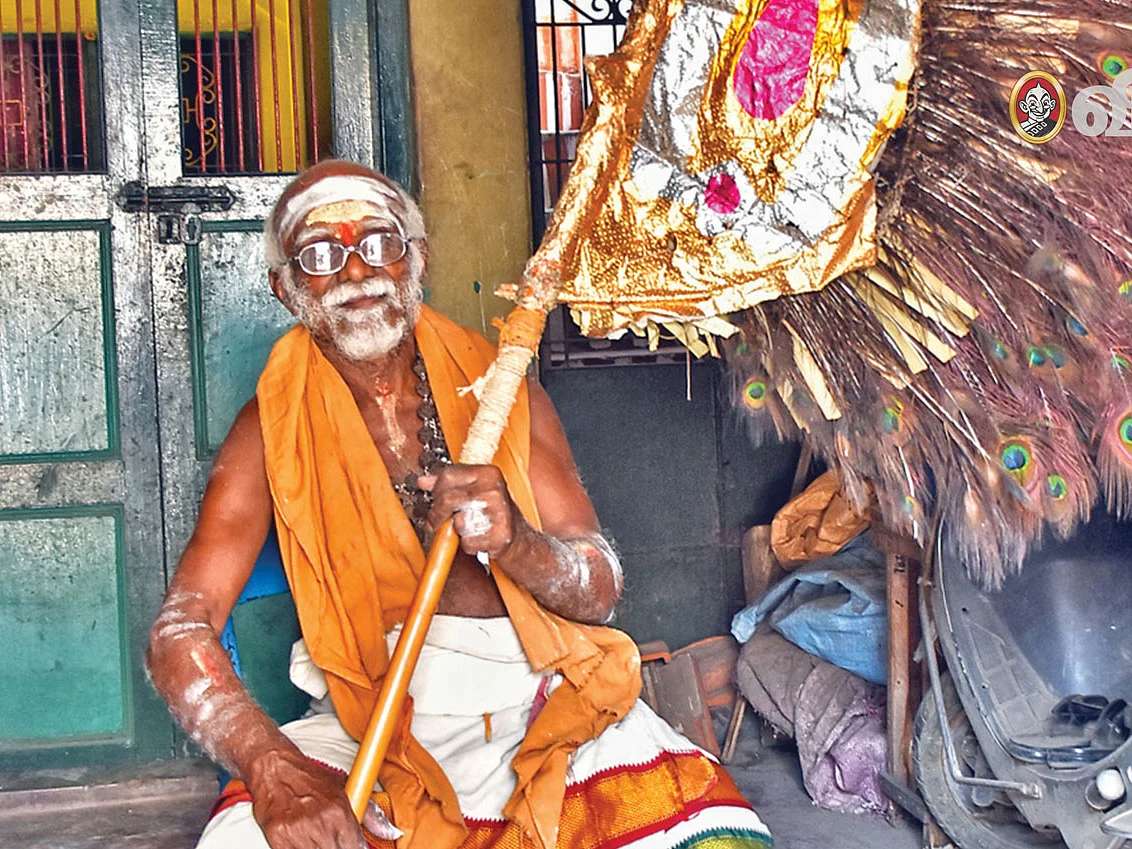 “அடுத்த வருஷம் சித்திரைத் திருவிழாவுக்காகக் காத்துக்கிட்டிருக்கேன்!”