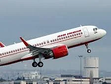 `பாதி வழியில் வந்த அழைப்பு; விமானிக்கு கொரோனா’ - மீண்டும் டெல்லி திரும்பிய ஏர்இந்தியா விமானம்