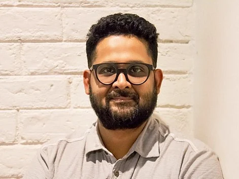 `ஆன்லைன் விற்பனை தமிழகத்தை மதுவின் பிடியிலிருந்து மீட்கும்!'- காரணம் சொல்லும் பிரசன்ன நடராஜன்
