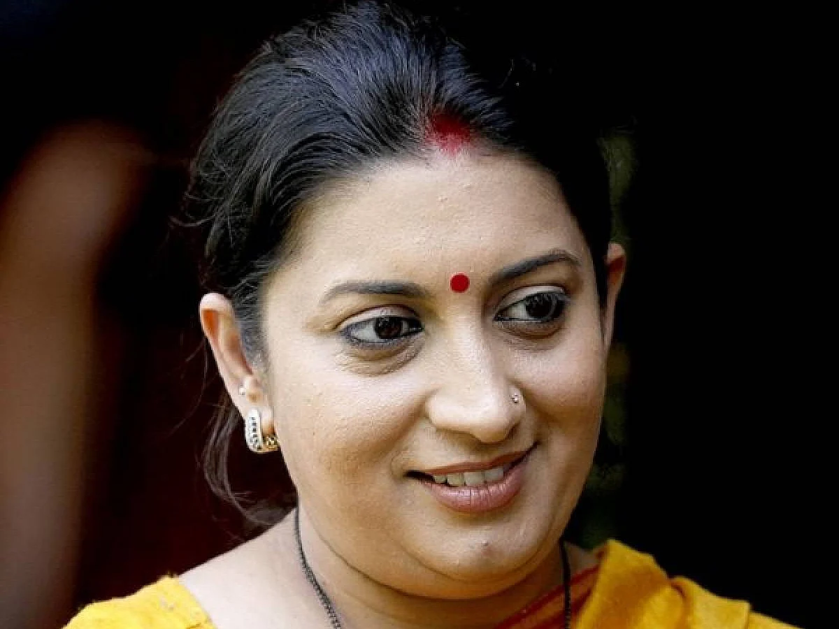 `அரசின் ஆதரவை மட்டுமே கேட்கலாம்; நோ நிதியுதவி!' - ஜவுளித்துறையினருக்கு சுட்டிக் காட்டிய ஸ்மிர்தி