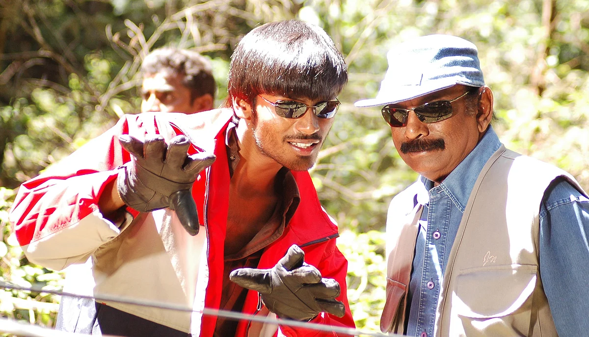 Balu mahendra, Dhanush