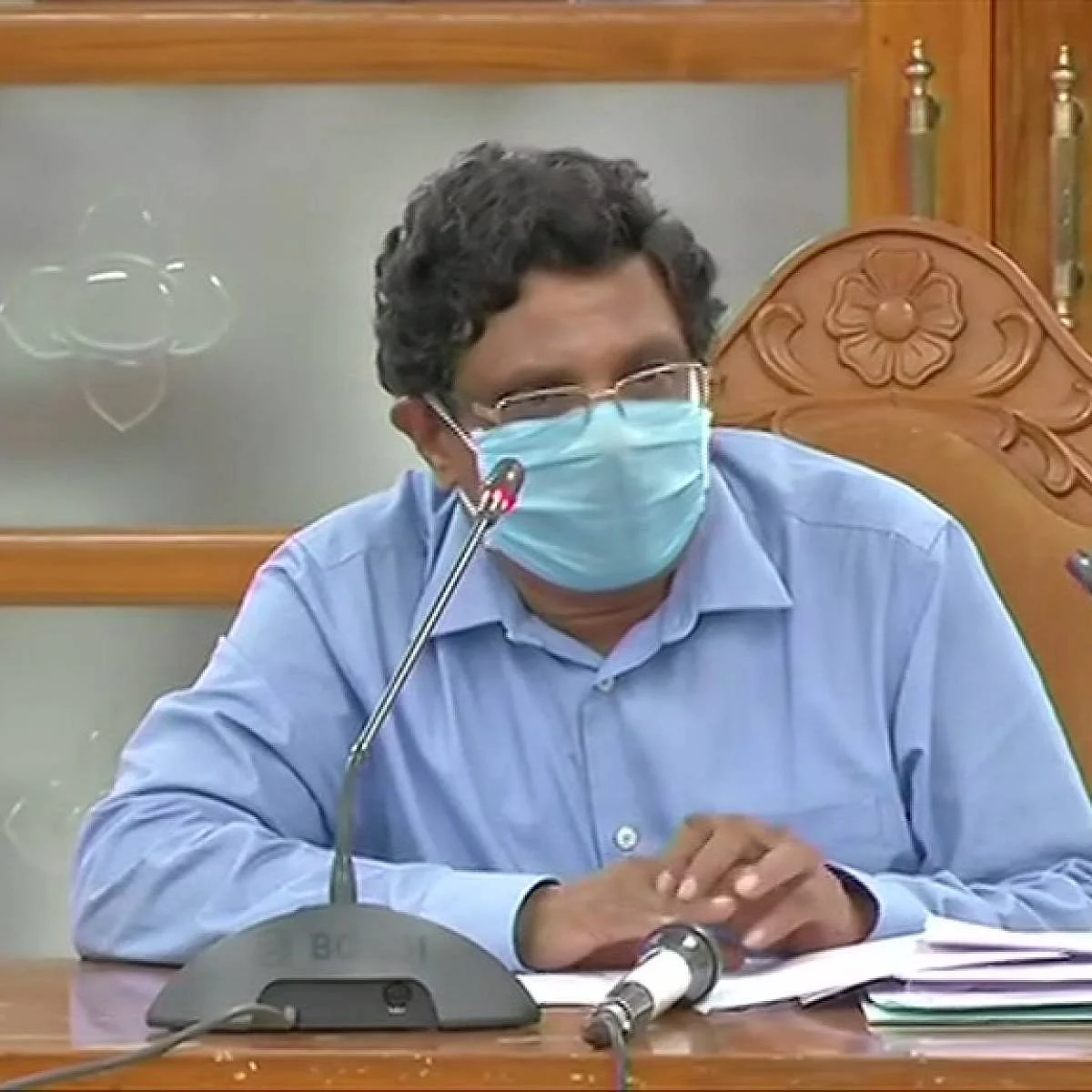 தமிழக தலைமைச் செயலாளர் சண்முகம்