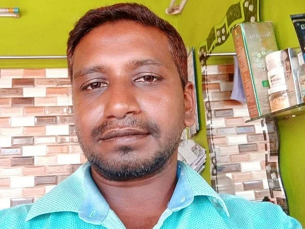 `கடன் வாங்கி மது குடித்ததால் மனைவிக்குக் கோபம்!' -விபரீத முடிவெடுத்த சவரத் தொழிலாளி