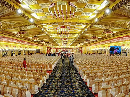 `அரசியல் கட்சிகள தூக்கி நிறுத்தினதே நாங்கதான்; ஆனா இப்போ..!' - பந்தல், மைக் செட் தொழிலாளர்கள் வேதனை