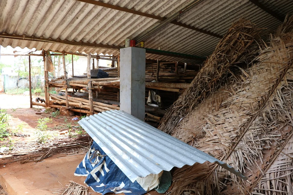 பந்தல் பொருள்கள்